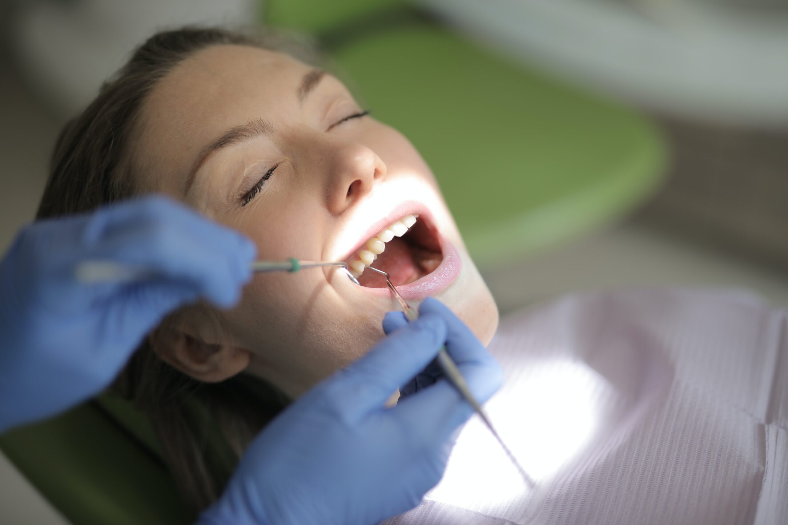 歯がしみる場合の治療方法