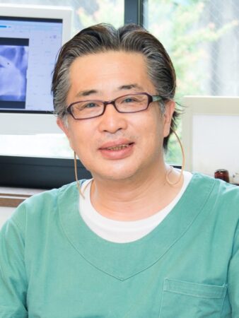 輿 秀利(コシ毛利台歯科)