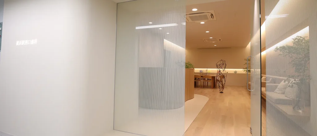横浜駅西口歯科【本院】