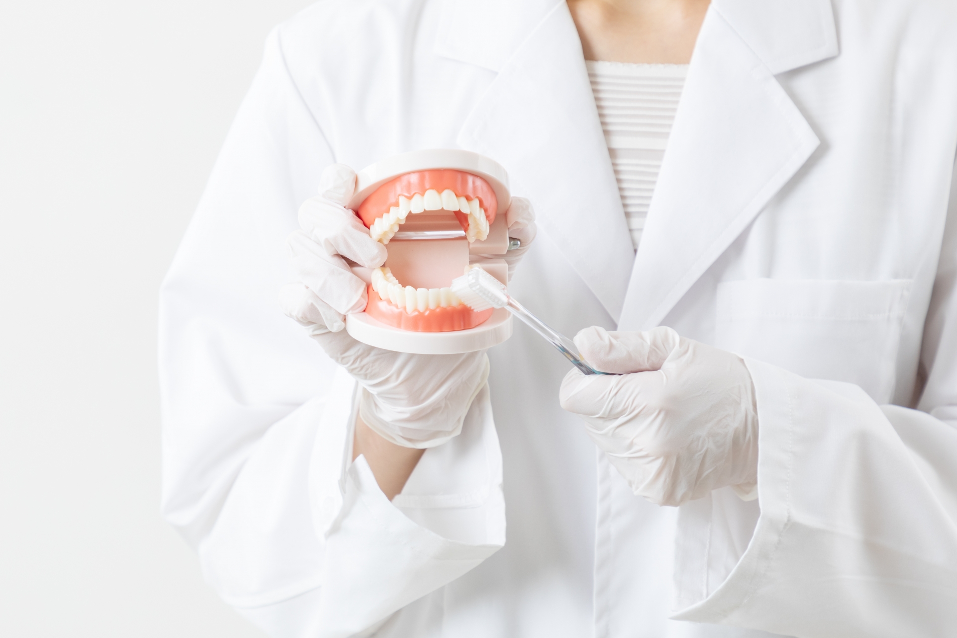 インプラントを前歯に入れる以外の治療法