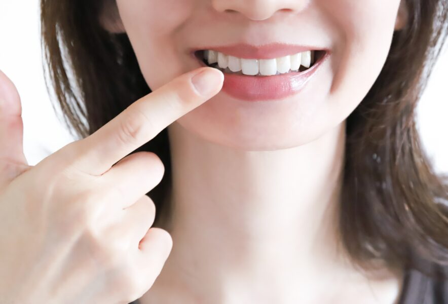 歯がない場合の治療法とは？放置するリスクや費用などについても解説！