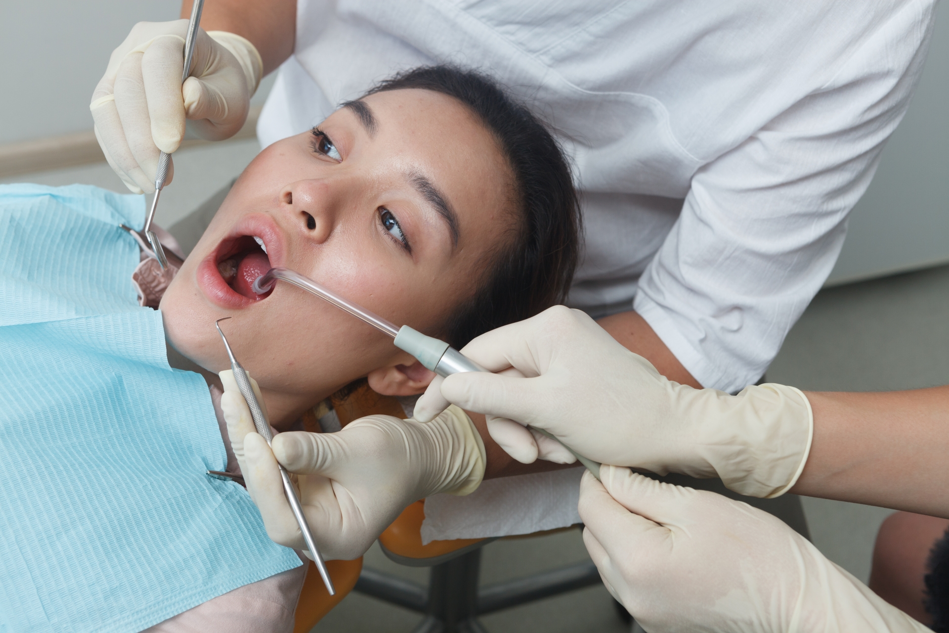 歯科手術治療
